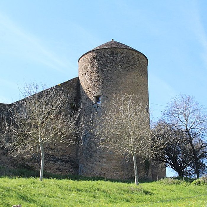 Photo de Château de Berzé le Châtel