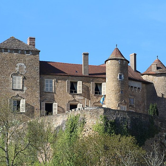 Photo de Château de Berzé le Châtel