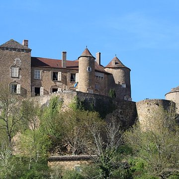 Château de Berzé le Châtel