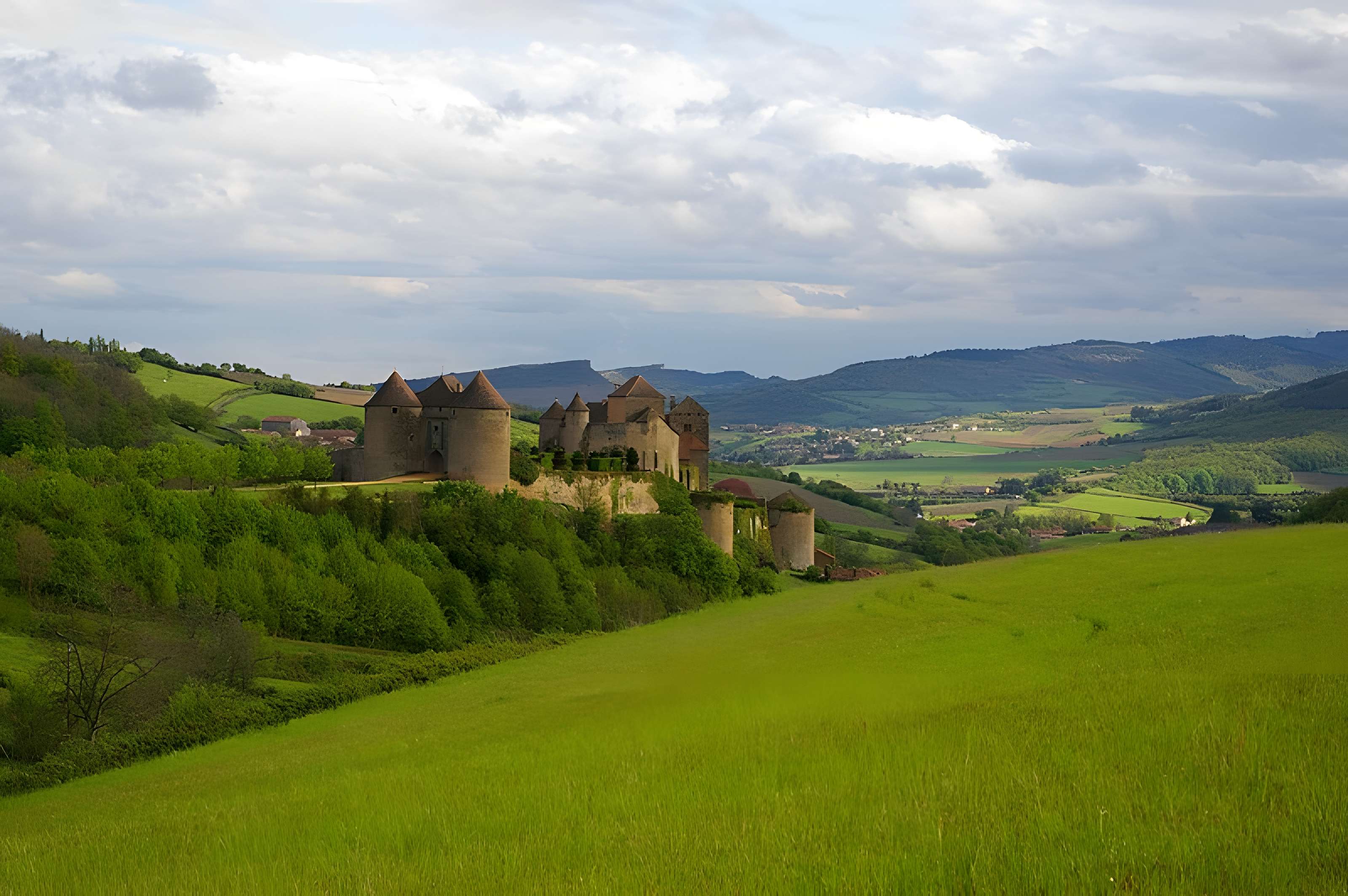 Château de Berzé le Châtel