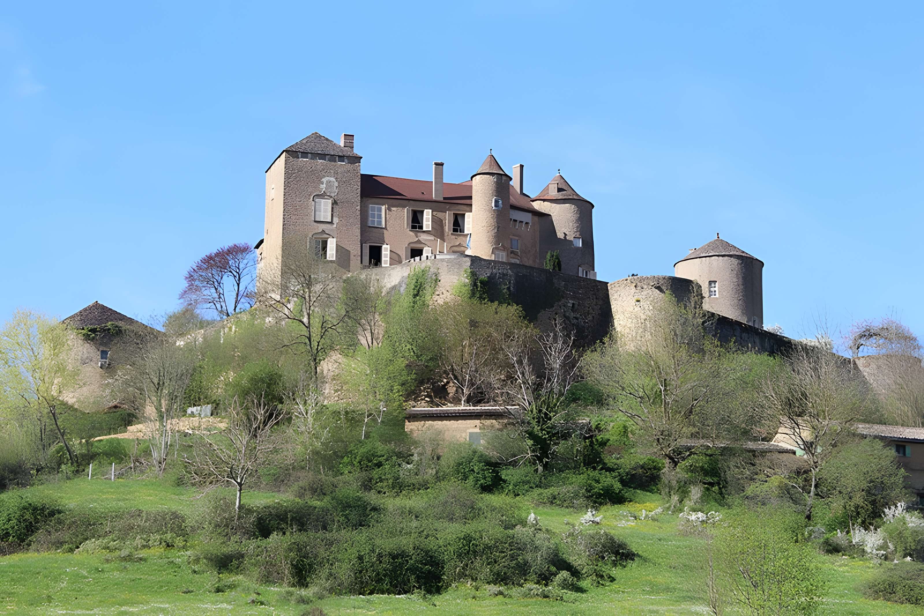 Château de Berzé le Châtel