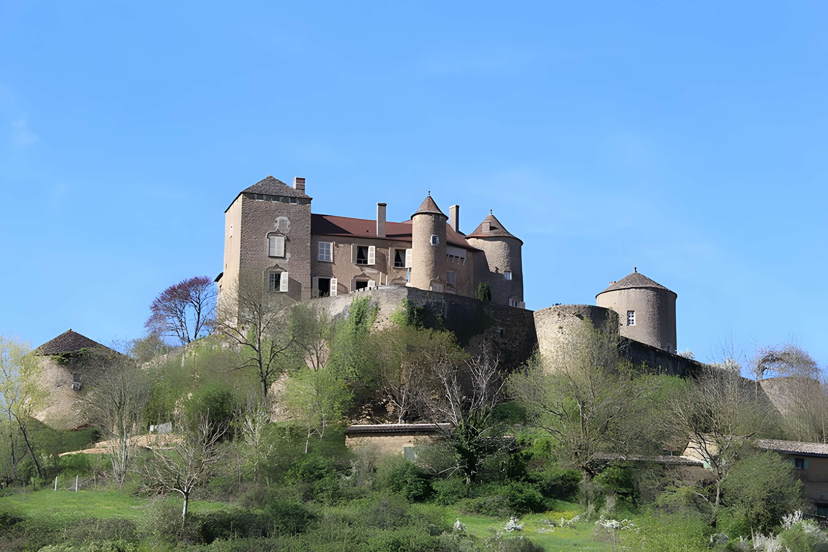 Château de Berzé le Châtel