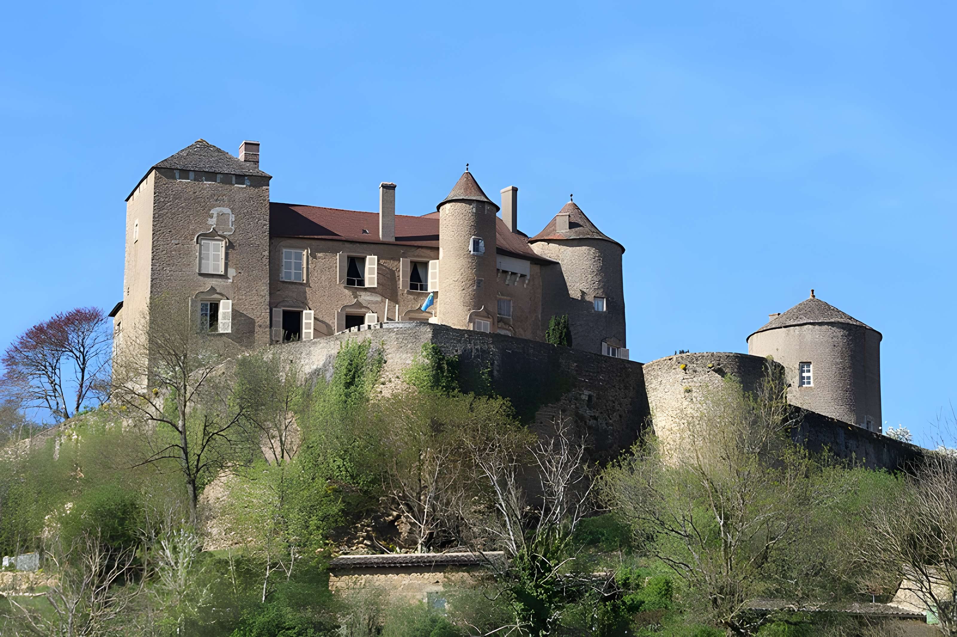 Château de Berzé le Châtel