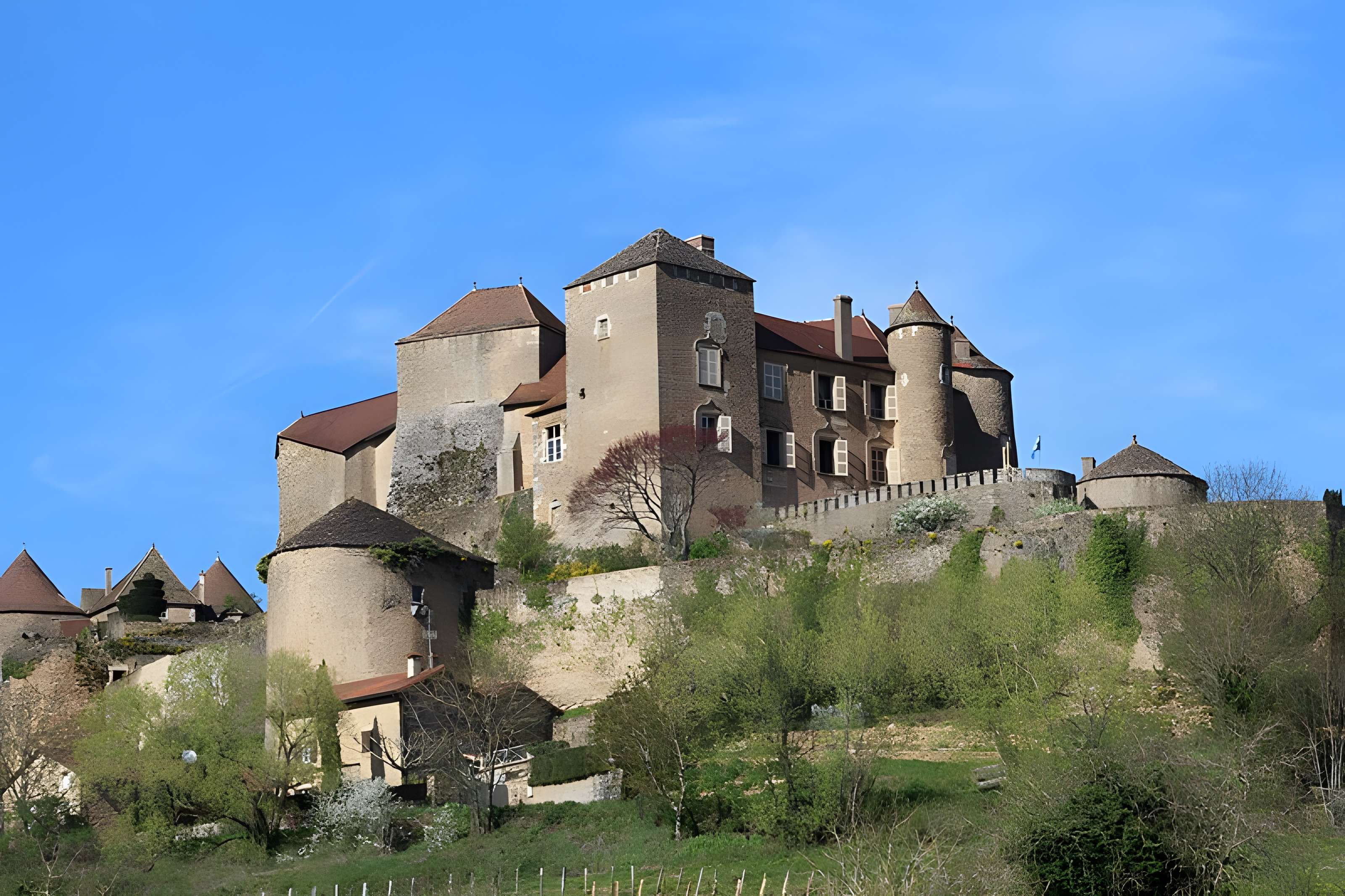 Château de Berzé le Châtel