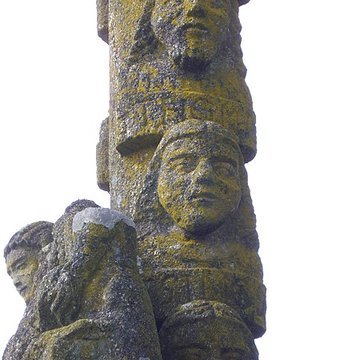 Calvaire sur socle et autel