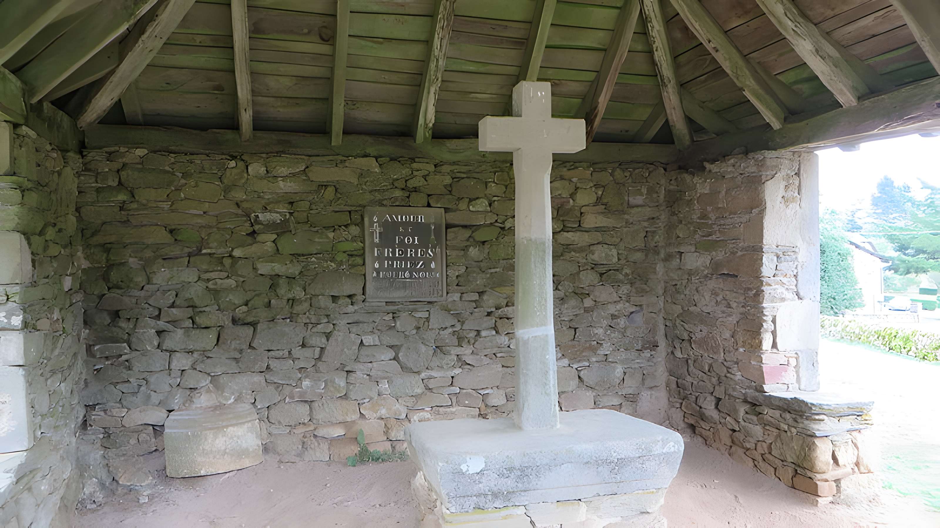 Église Saint-Pierre de Canet-de-Salars