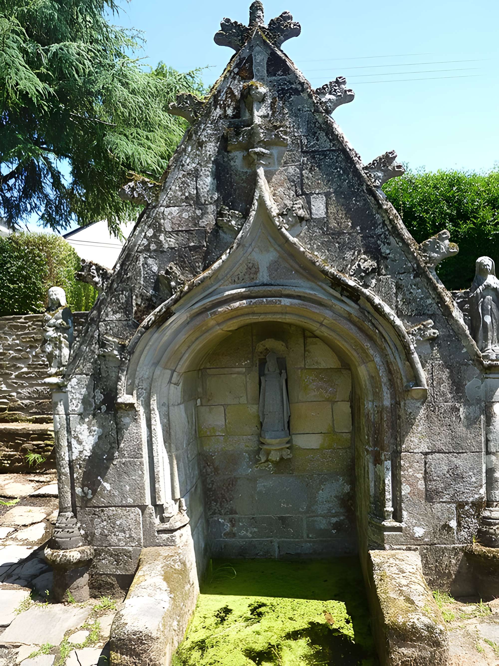 Chapelle Saint-Nicolas-des-Eaux