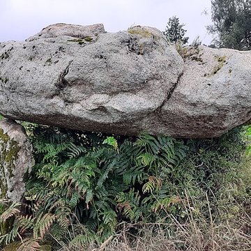 Dolmen de Kermabon