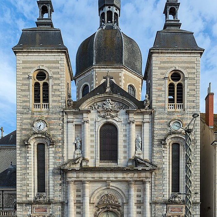 Photo de Église Saint-Pierre de Chalon-sur-Saône