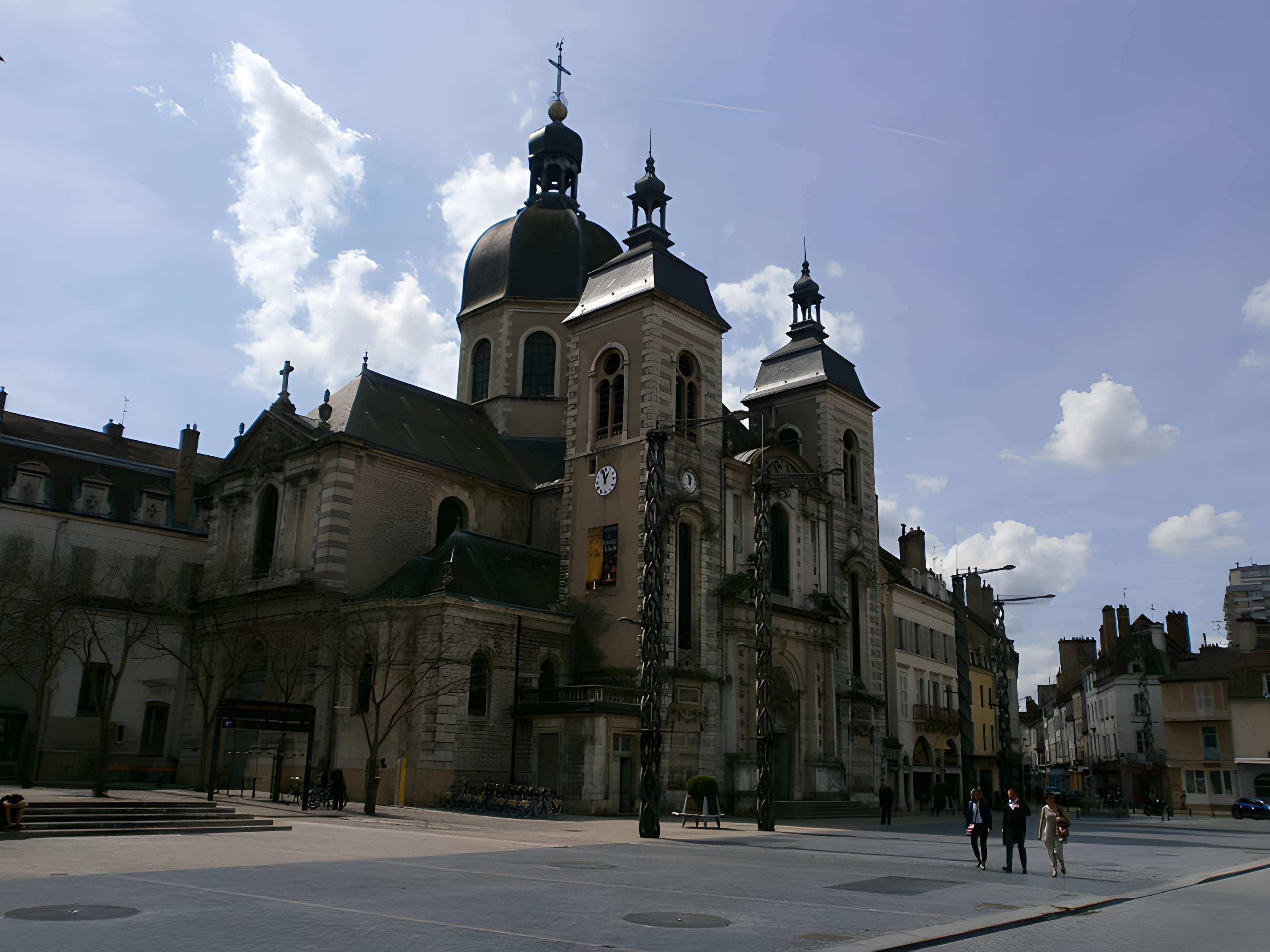 Église Saint-Pierre de Chalon-sur-Saône
