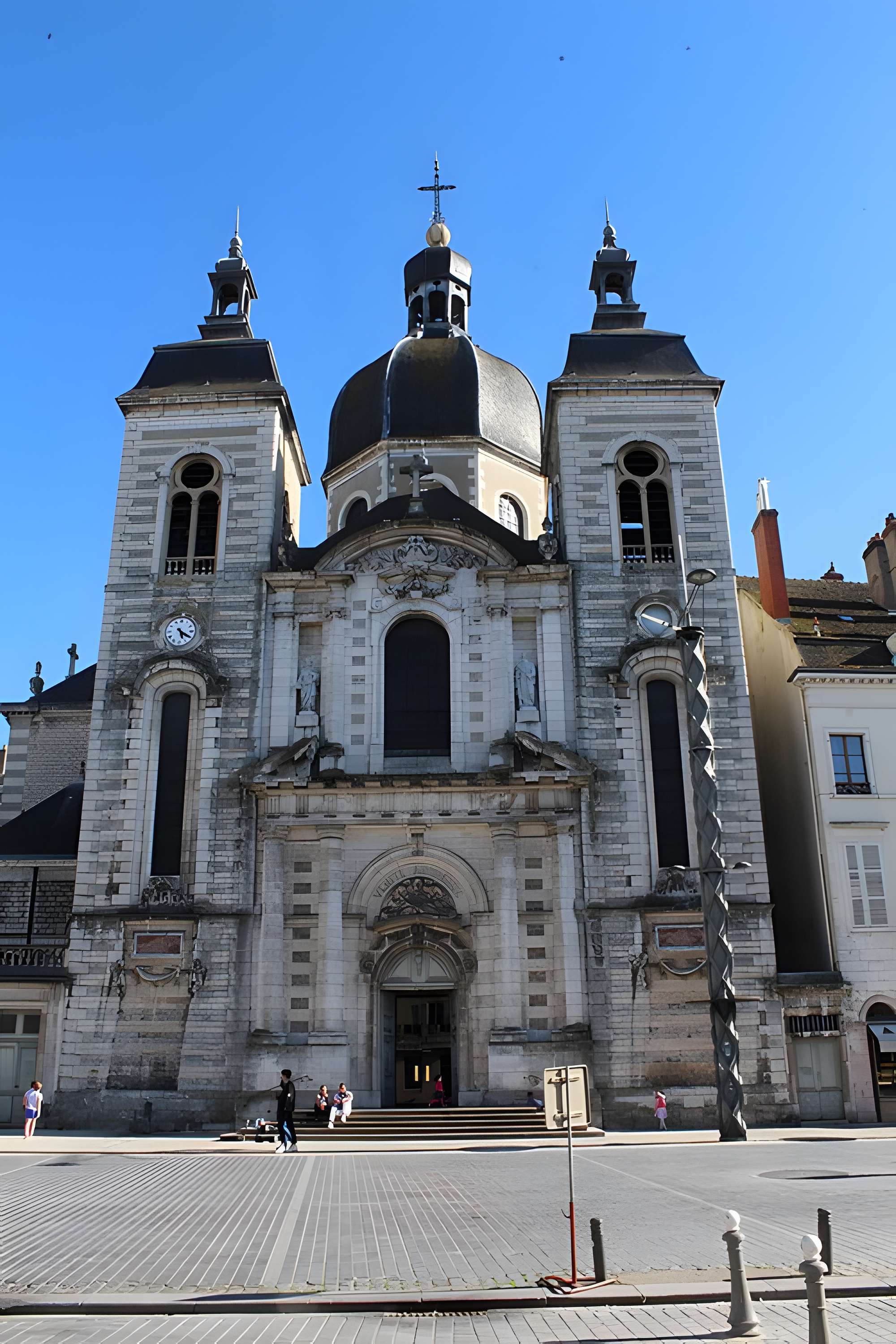 Église Saint-Pierre de Chalon-sur-Saône