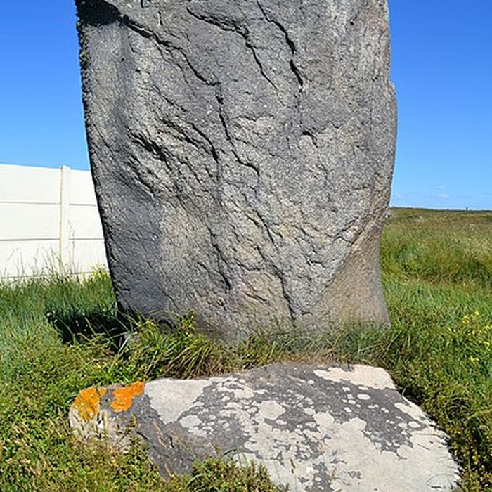 Photo de Deux menhirs couchés