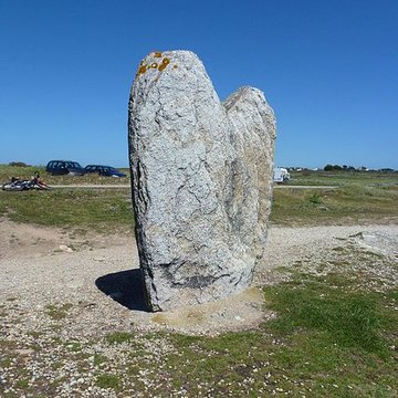 Deux menhirs couchés