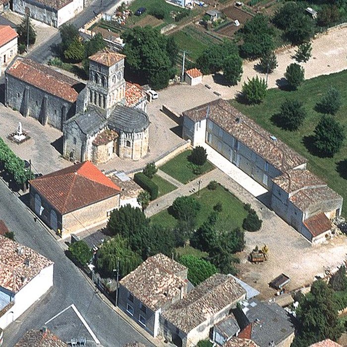 Photo de Église Saint-Pierre de Champagnolles