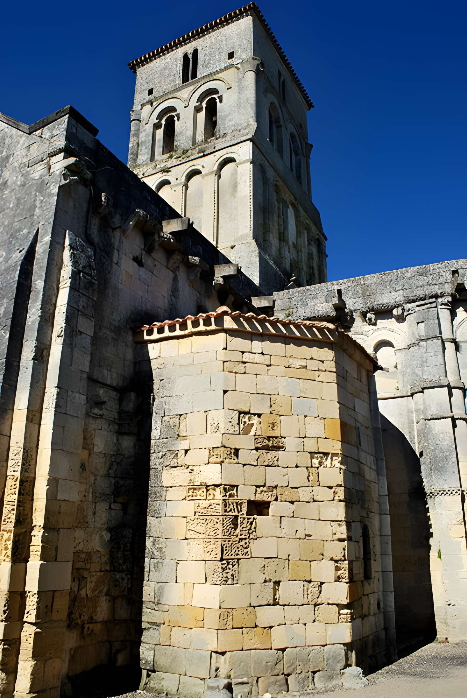 Église Saint-Pierre de Champagnolles