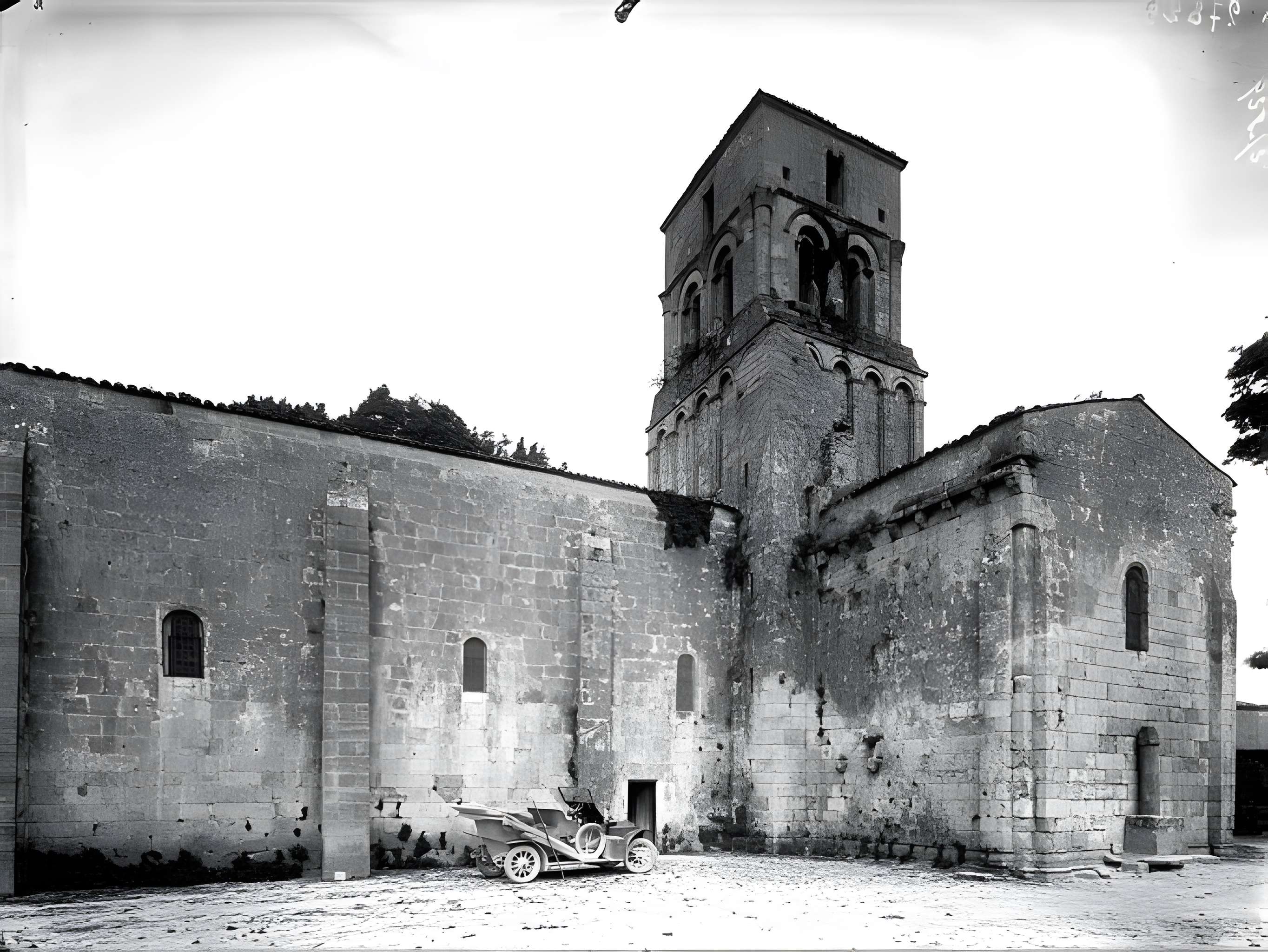 Église Saint-Pierre de Champagnolles