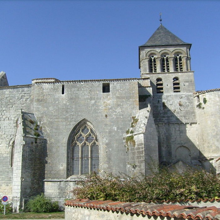 Photo de Église Saint-Pierre de Chaniers