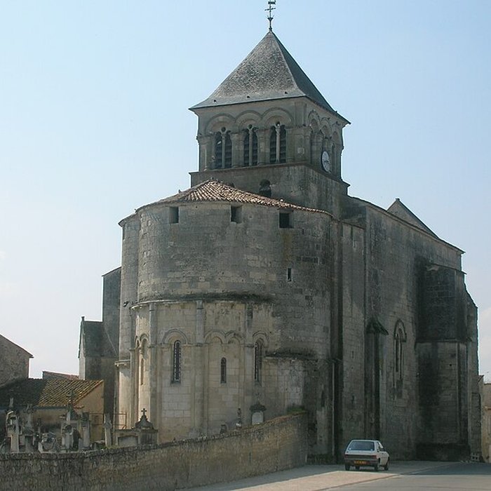 Photo de Église Saint-Pierre de Chaniers