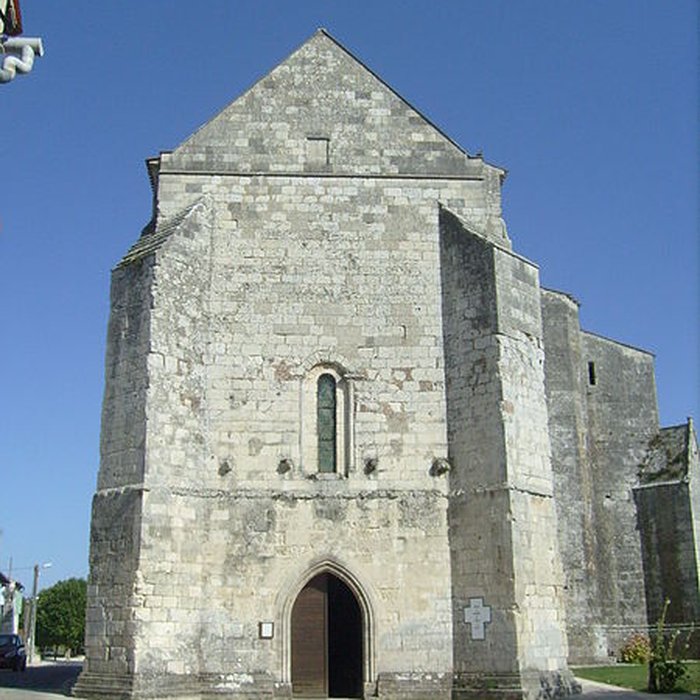 Photo de Église Saint-Pierre de Chaniers