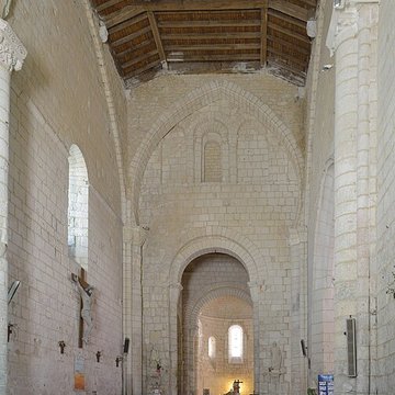 Église Saint-Pierre de Chaniers