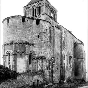 Église Saint-Pierre de Chaniers