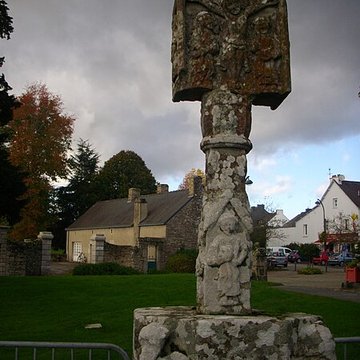 Cimetière entourant léglise