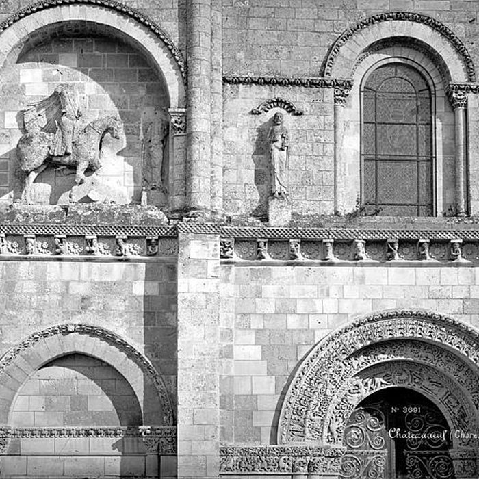 Photo de Église Saint-Pierre de Châteauneuf-sur-Charente