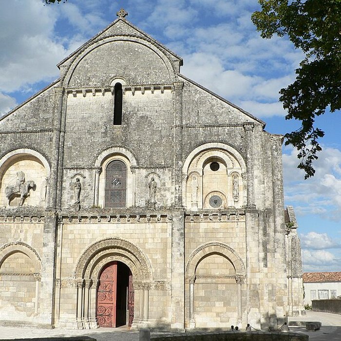 Photo de Église Saint-Pierre de Châteauneuf-sur-Charente