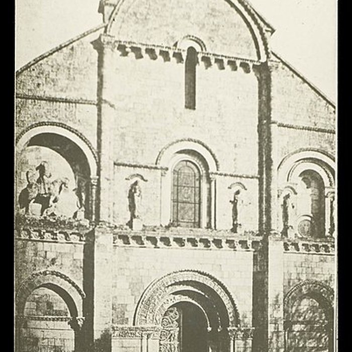 Photo de Église Saint-Pierre de Châteauneuf-sur-Charente