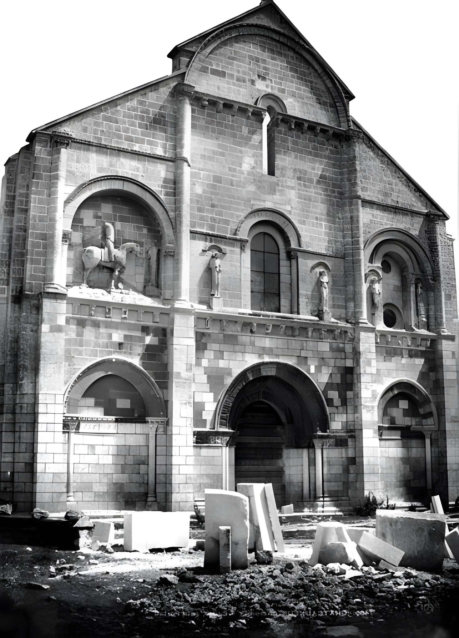 Église Saint-Pierre de Châteauneuf-sur-Charente