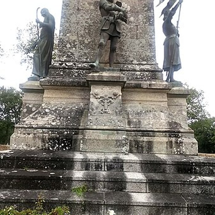 Photo de Monument au comte de Chambord