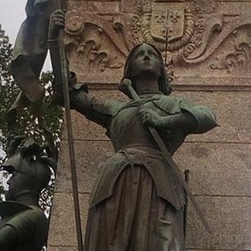 Monument au comte de Chambord