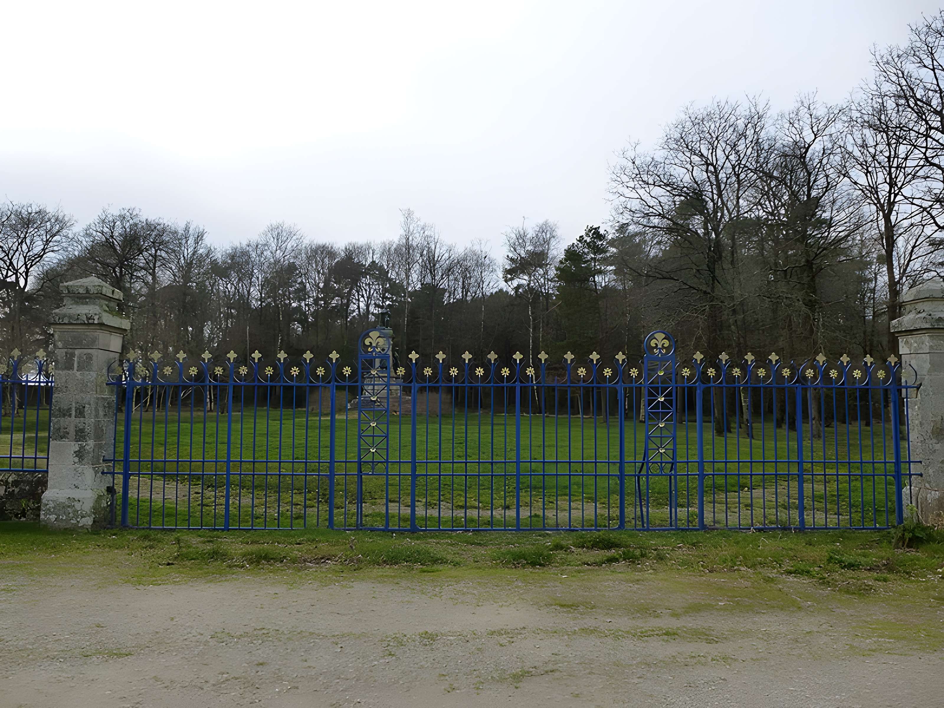 Monument au comte de Chambord