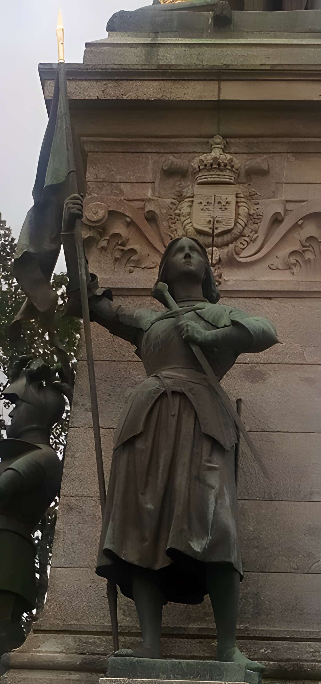 Monument au comte de Chambord