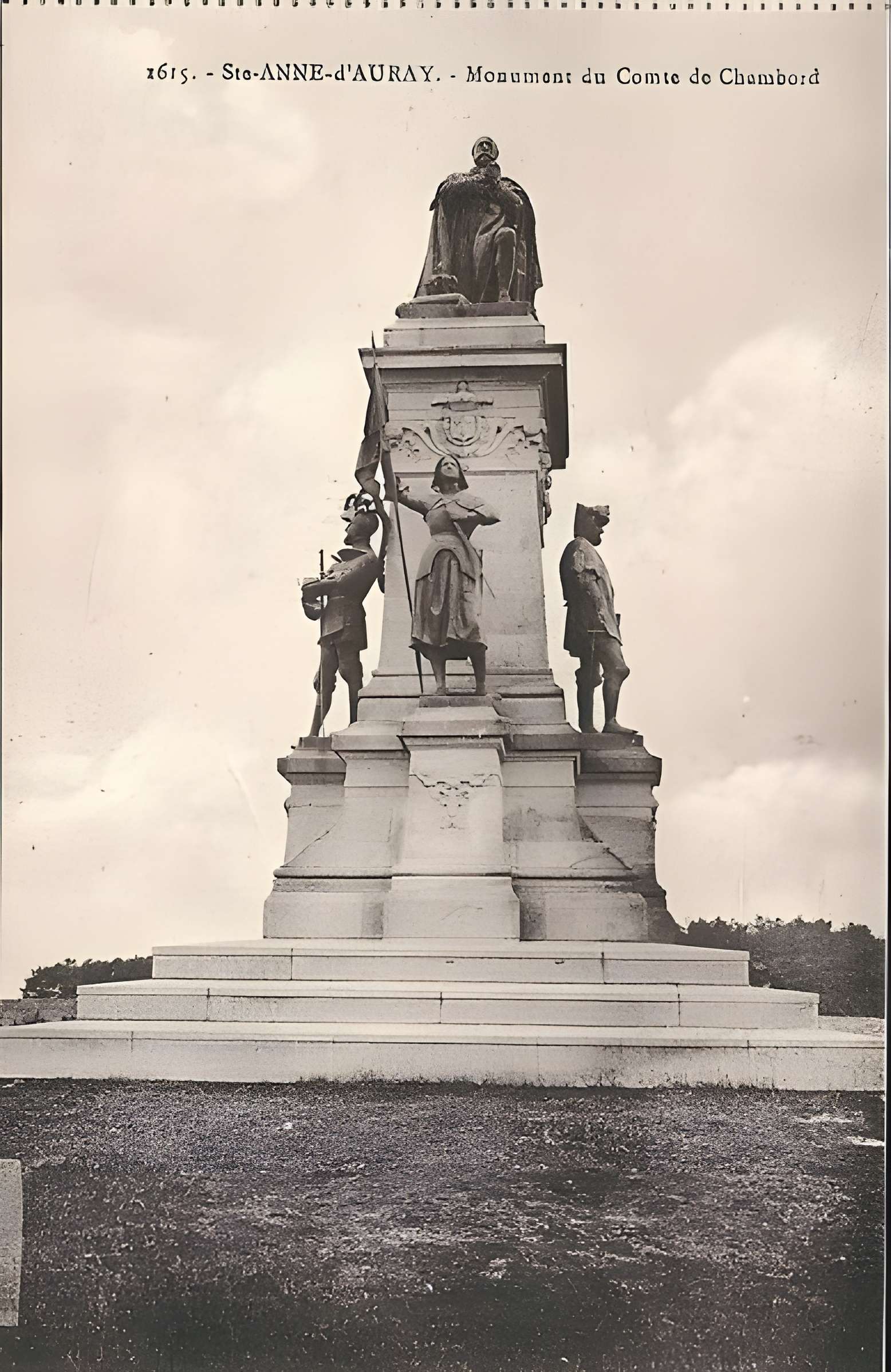 Monument au comte de Chambord