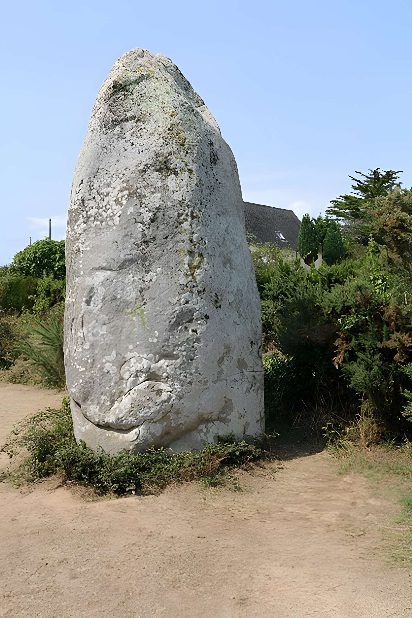 Menhir de Kermaillard