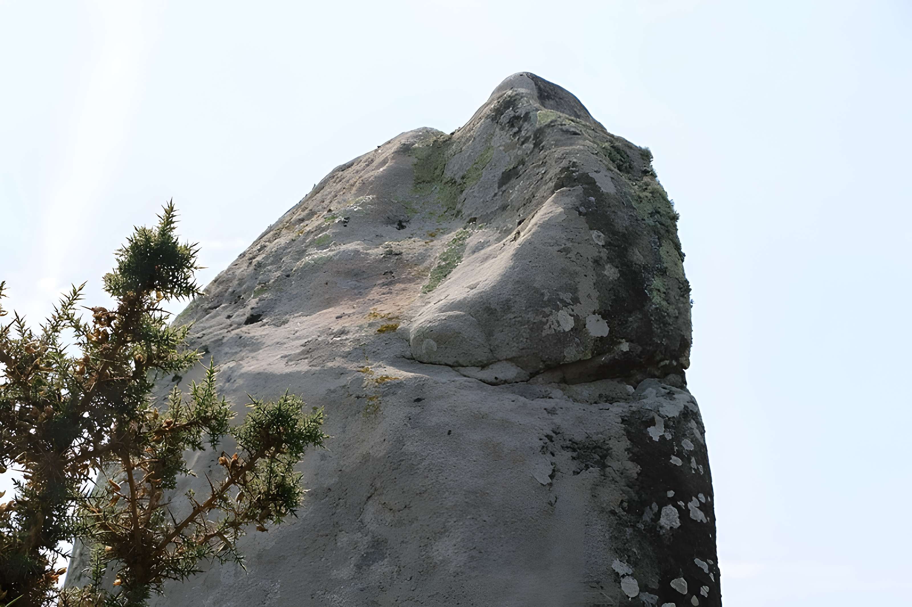 Menhir de Kermaillard