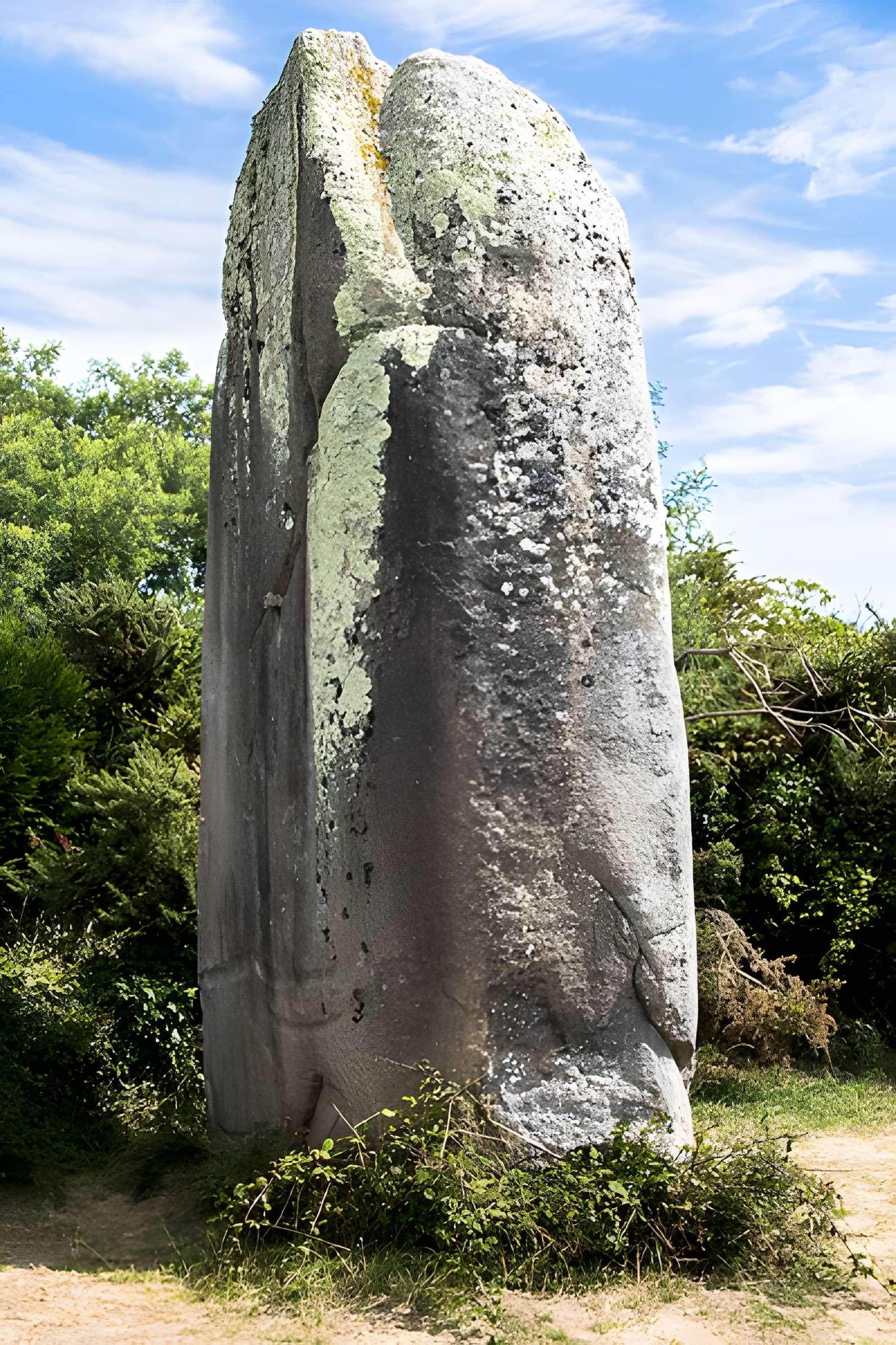 Menhir de Kermaillard