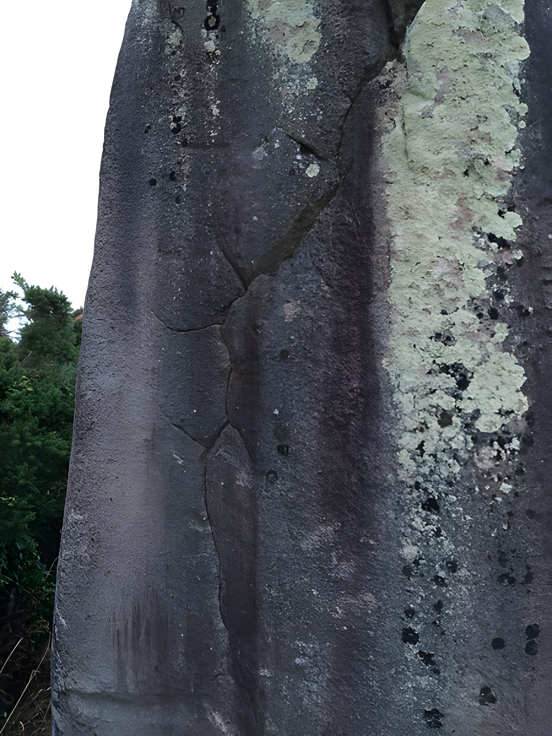 Menhir de Kermaillard