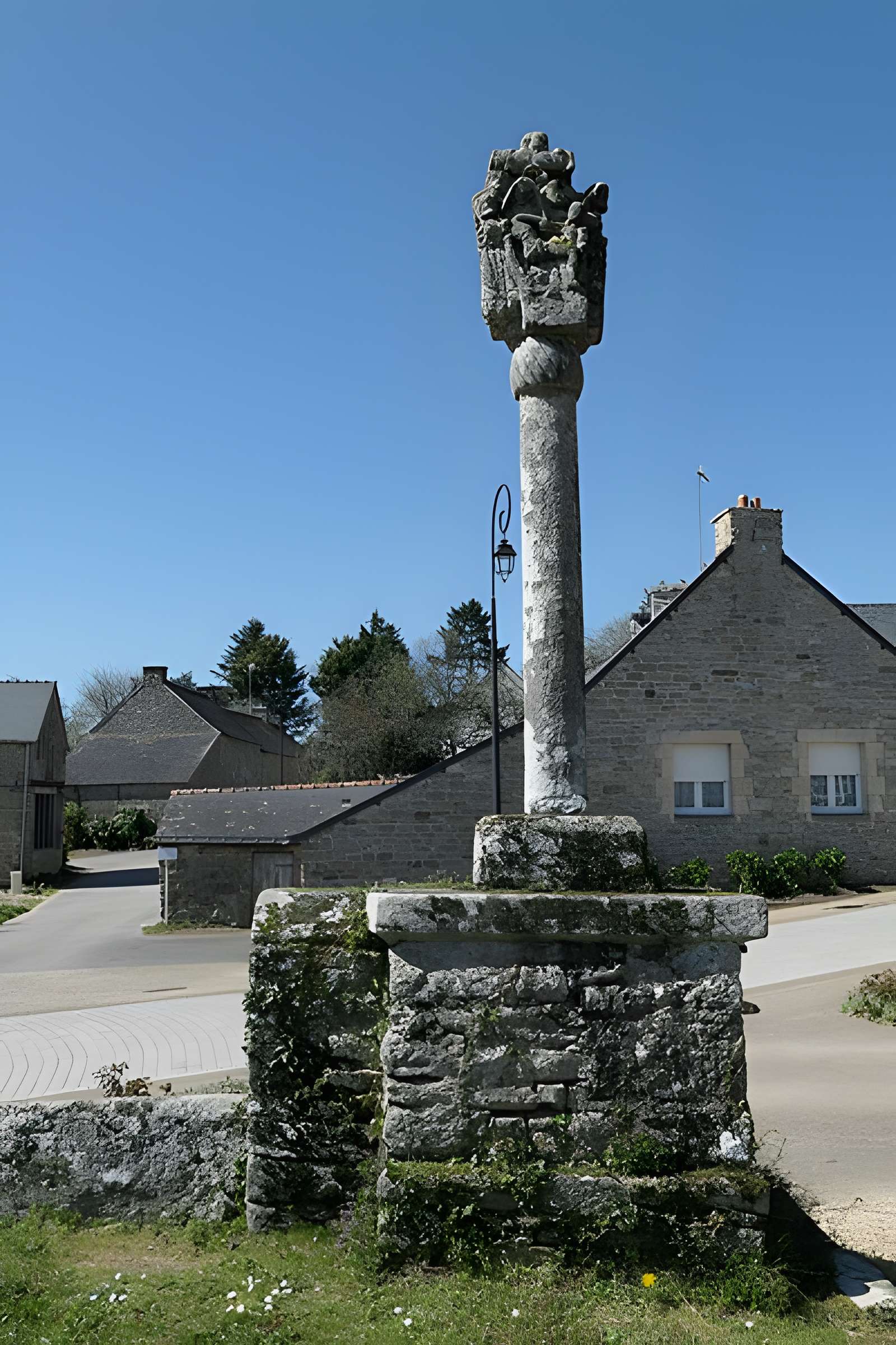 Croix du XVIe siècle