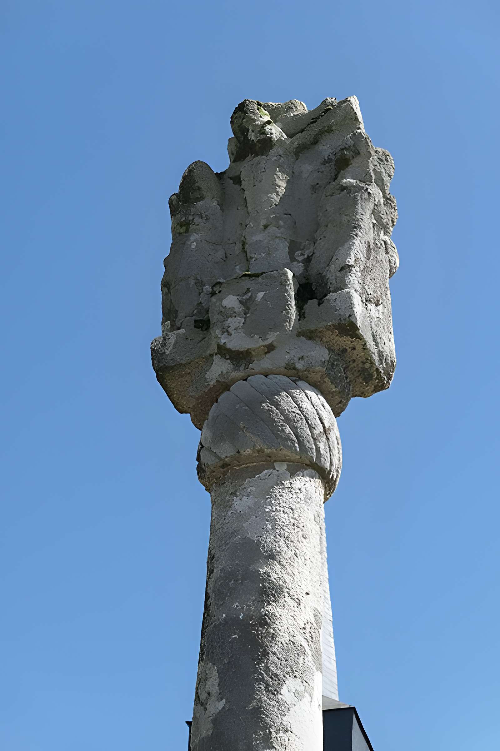 Croix du XVIe siècle