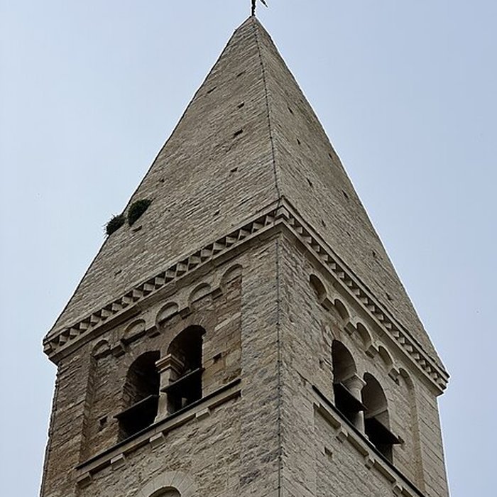 Photo de Église Saint-Pierre de Chissey-lès-Mâcon