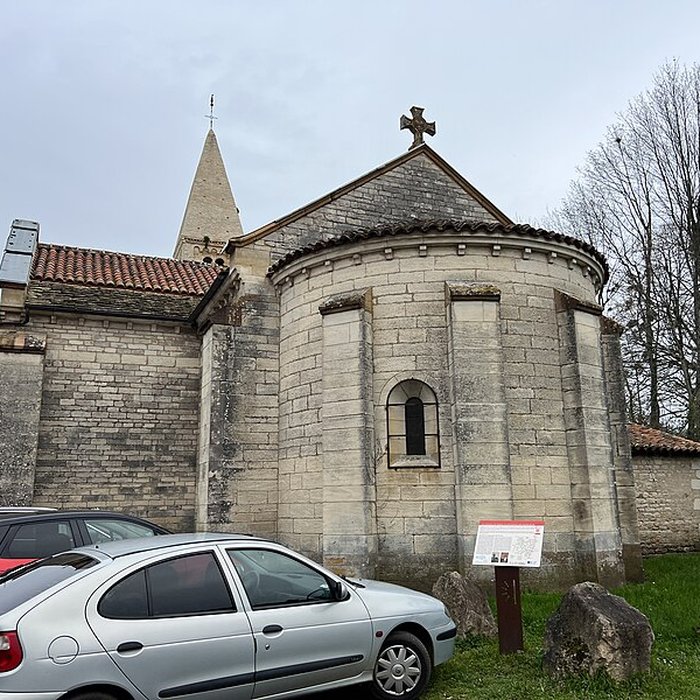 Photo de Église Saint-Pierre de Chissey-lès-Mâcon