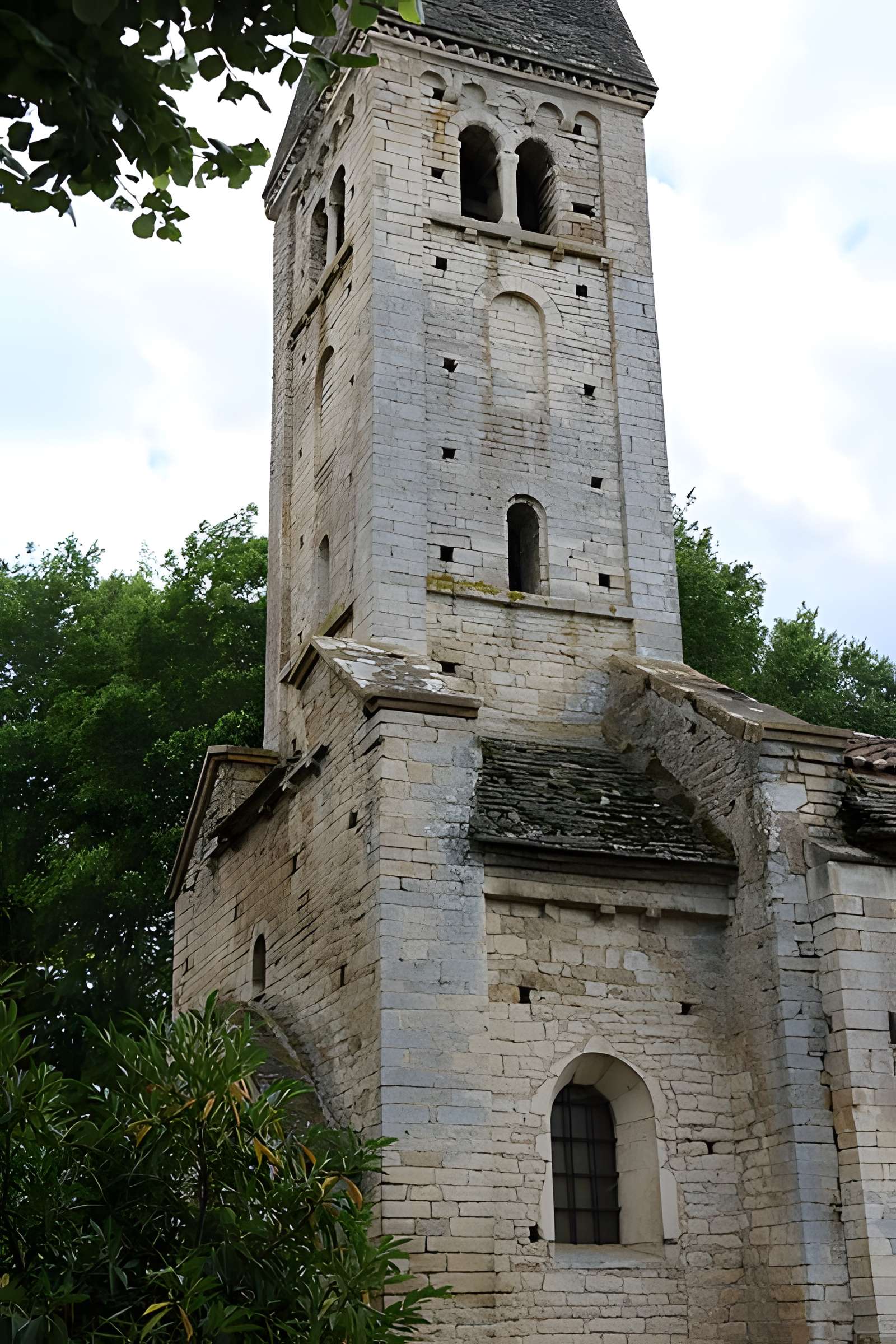Église Saint-Pierre de Chissey-lès-Mâcon
