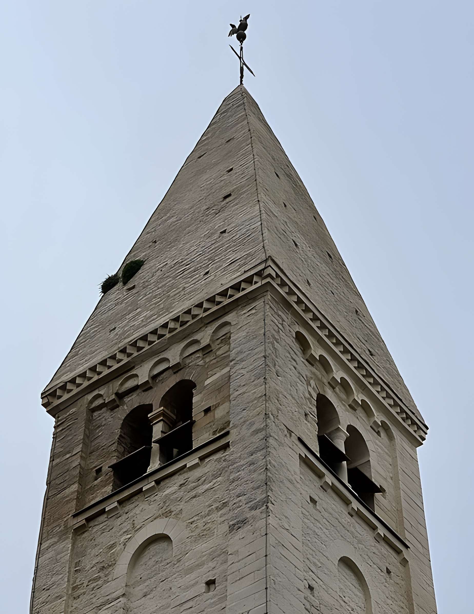 Église Saint-Pierre de Chissey-lès-Mâcon