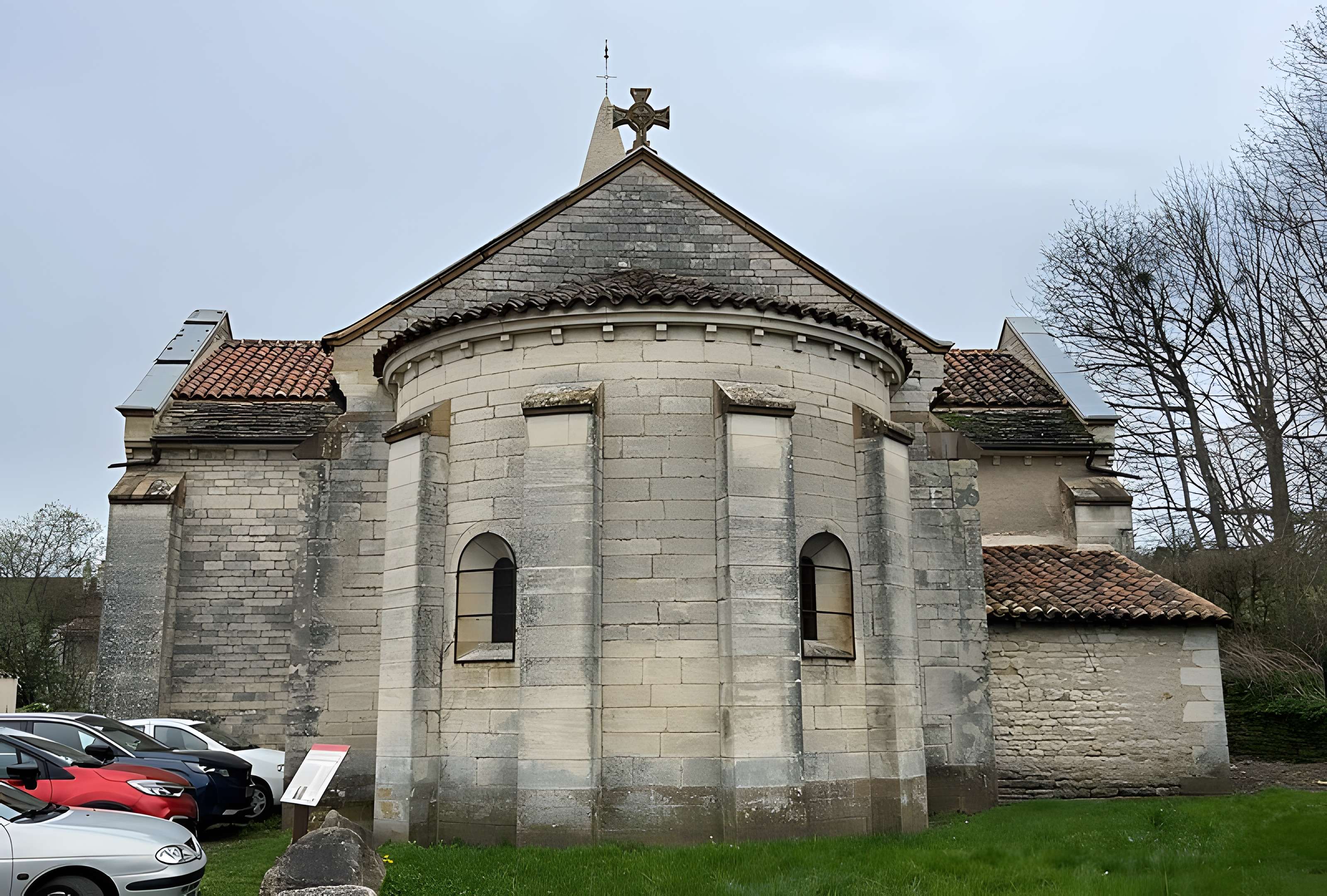 Église Saint-Pierre de Chissey-lès-Mâcon