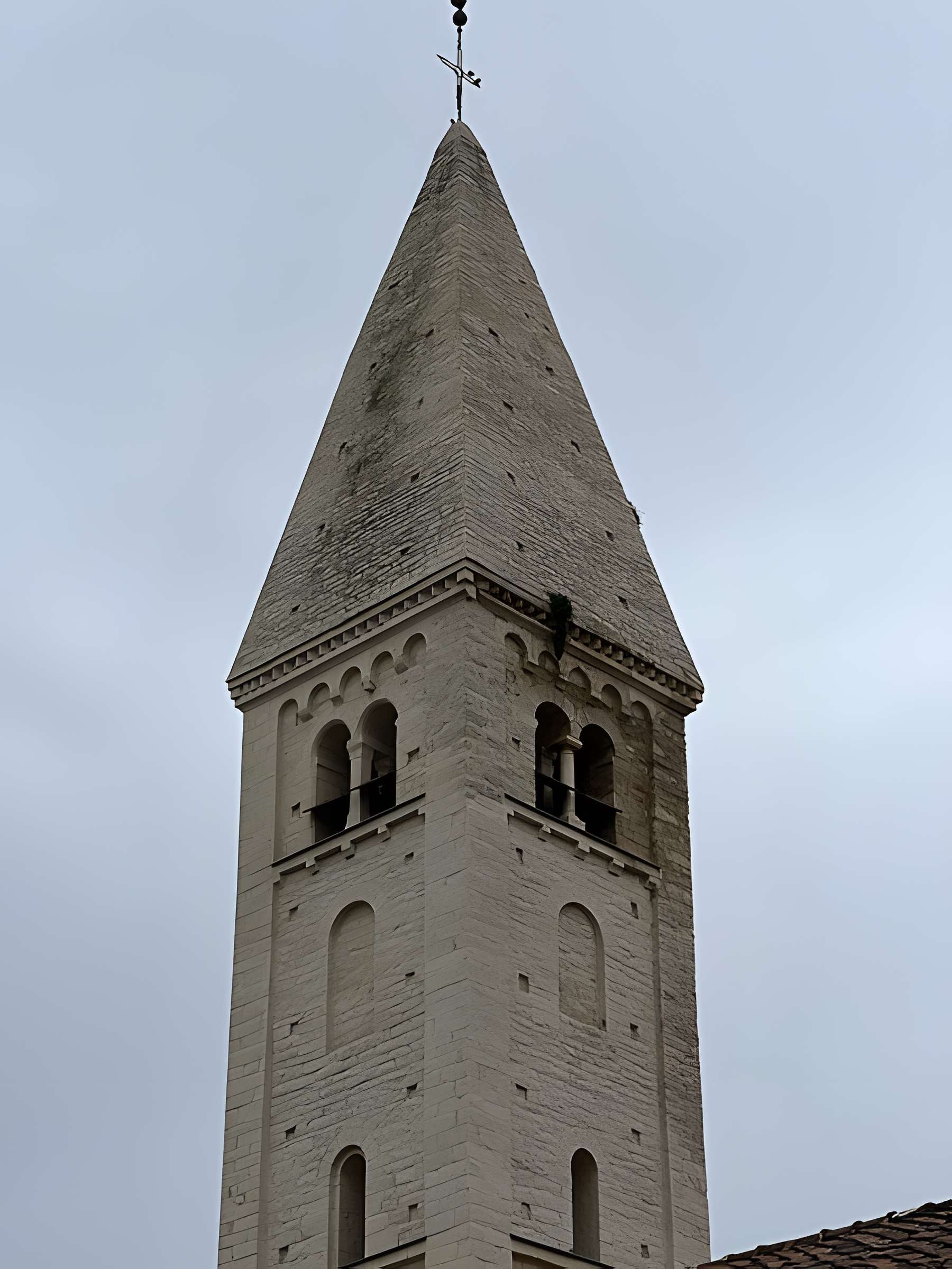 Église Saint-Pierre de Chissey-lès-Mâcon