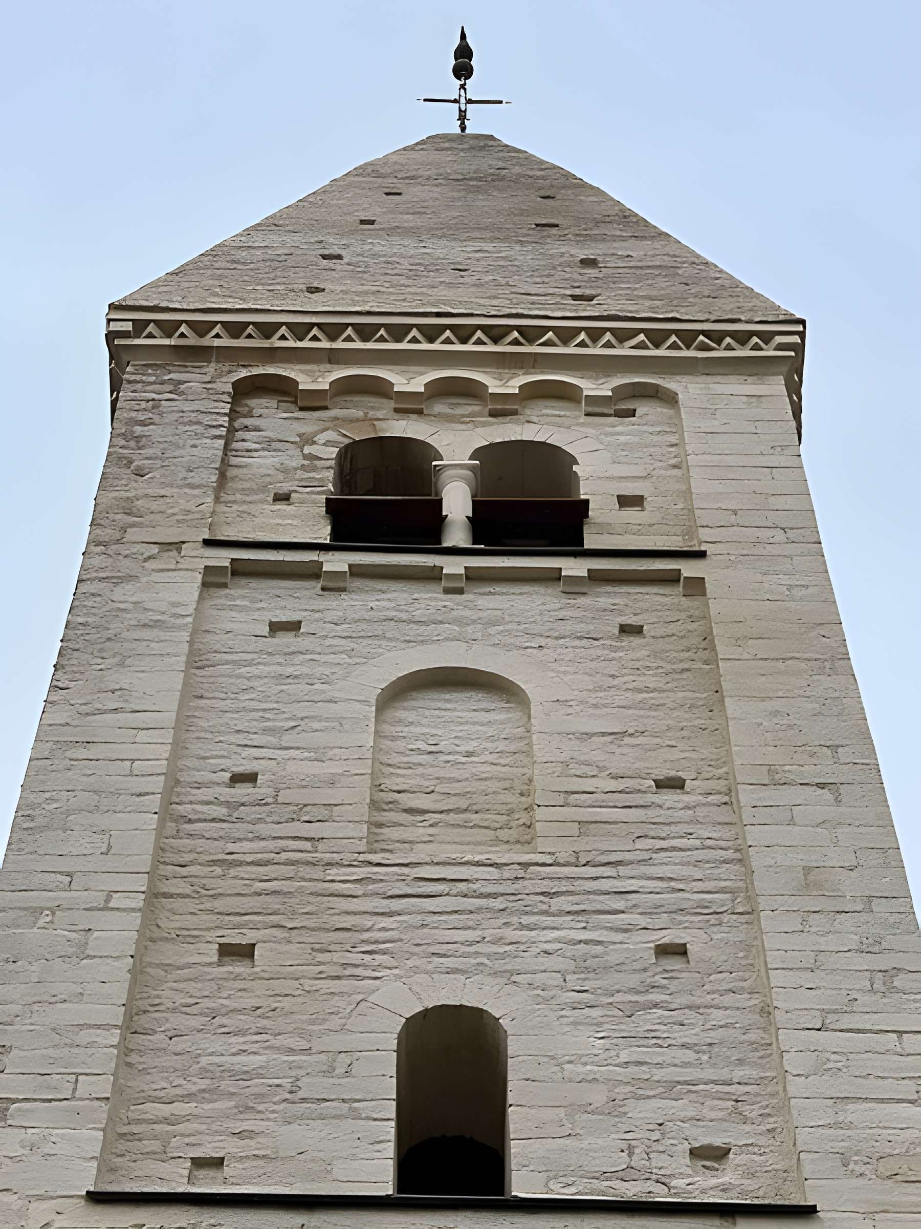 Église Saint-Pierre de Chissey-lès-Mâcon
