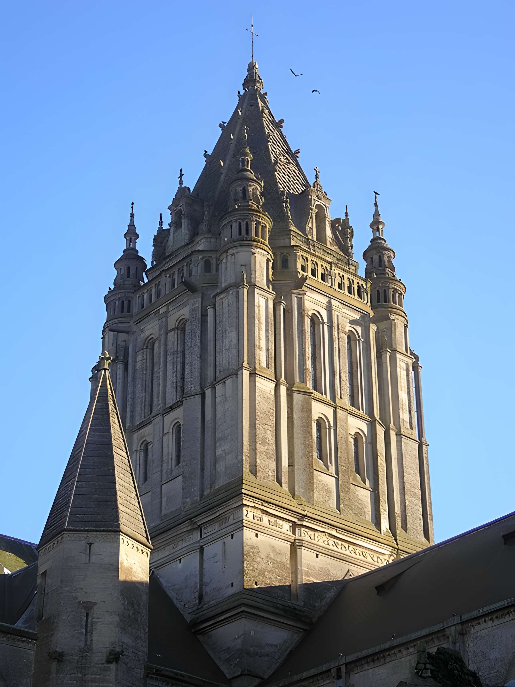 Église Saint-Pierre de Coutances