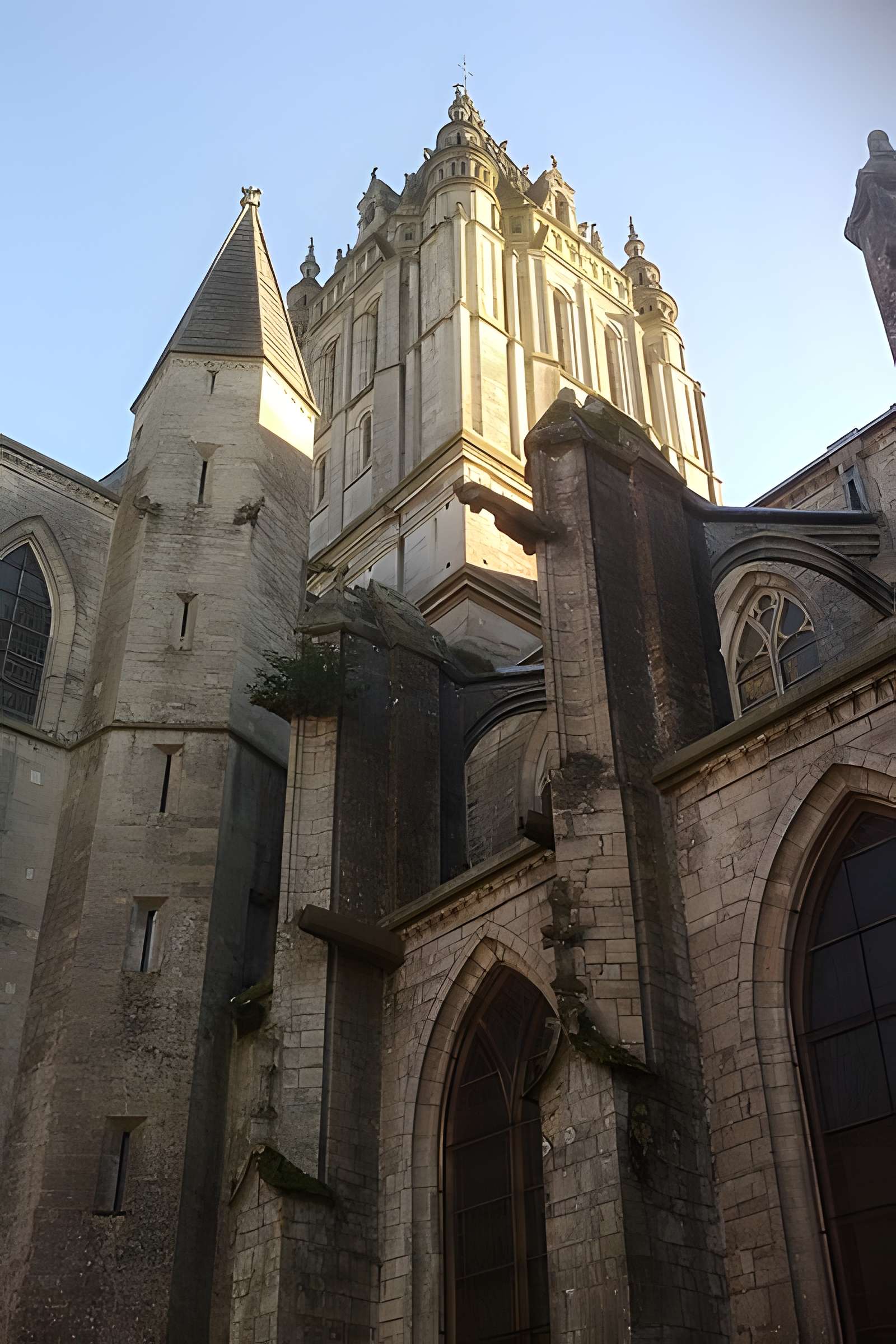 Église Saint-Pierre de Coutances